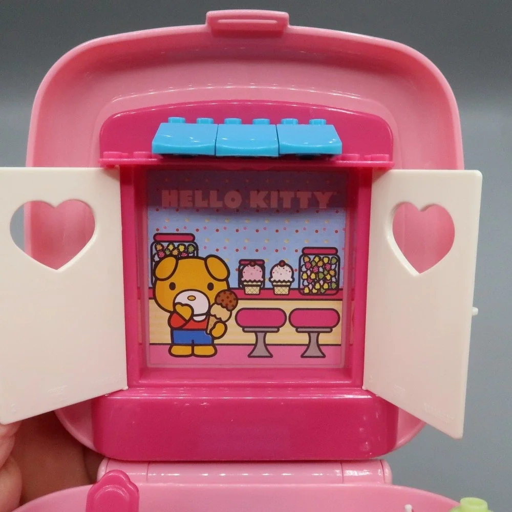 Mega Bloks Hello Kitty Ice Cream Parlor in Travel Case 2012 Sanrio